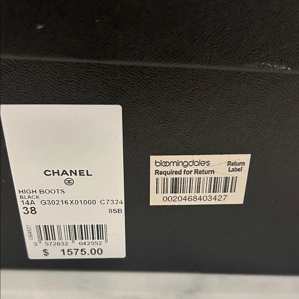 CHANEL Elegant Black Over the Knee Boots - Picture 10 of 13